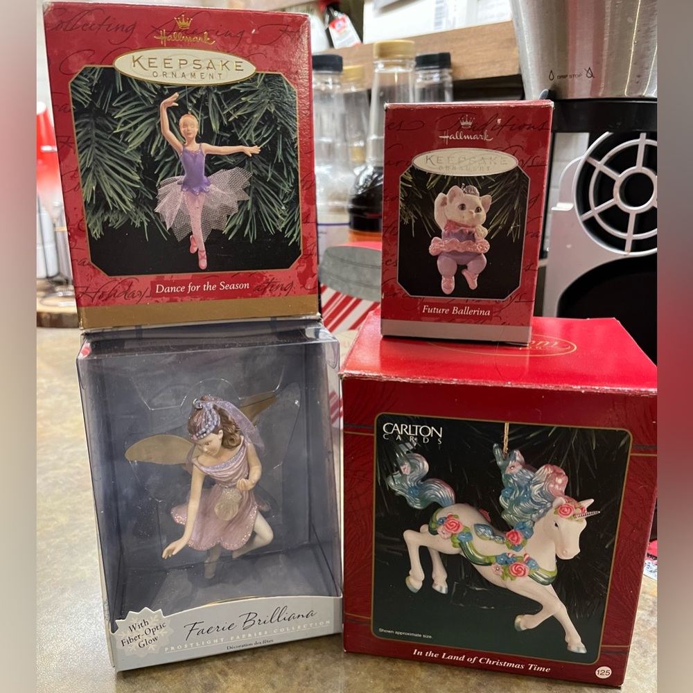 Vintage Hallmark Keepsake ornaments set